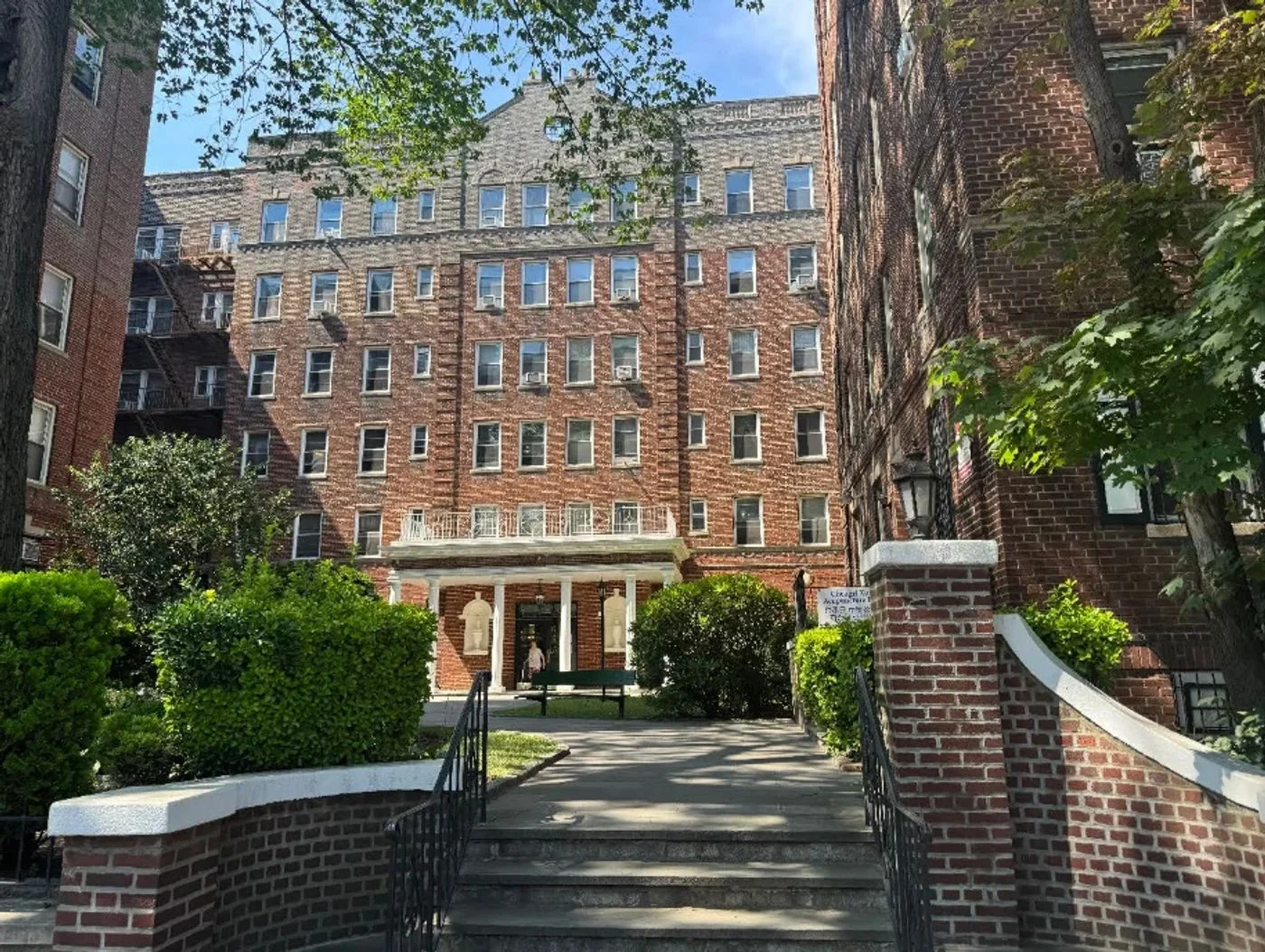 Photo-3 of 14105 Northern Blvd, Flushing, NY 11354