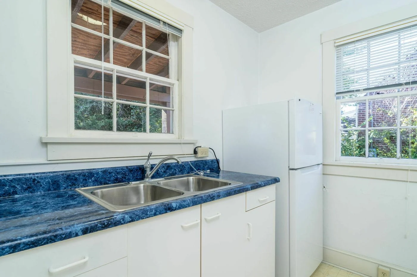 Photo 3 of 1110 Churchville Ave, Staunton, VA 24401