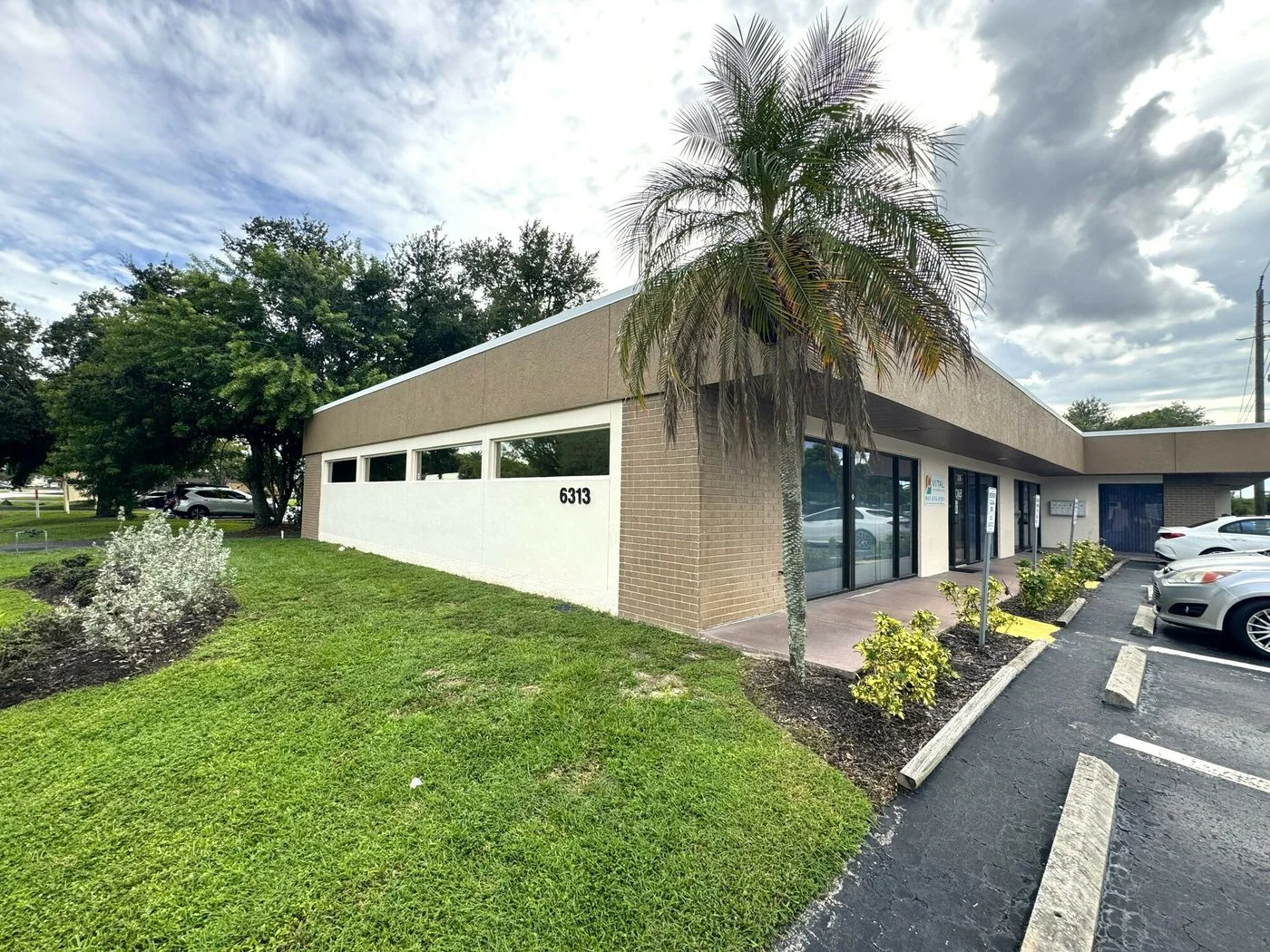 Photo-1 of 6313 Corporate Ct, Fort Myers, FL 33919