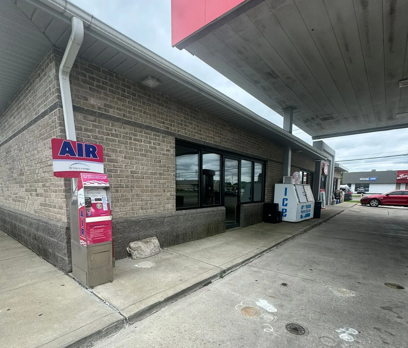 Photo 1 of 1702 W Laskey Rd, Toledo, OH 43613