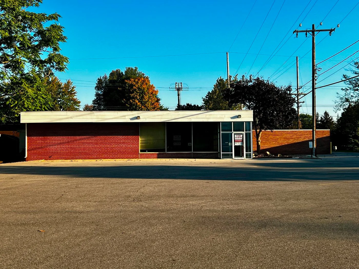 Photo 1 of 204 W State St, Montrose, MI 48457