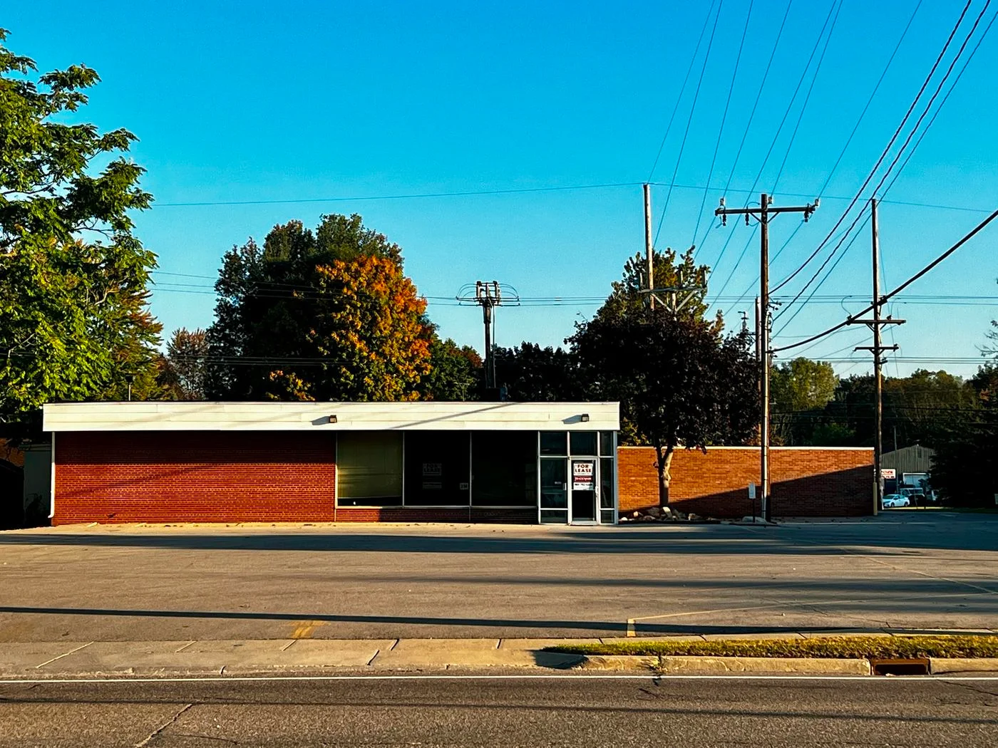 Photo 3 of 204 W State St, Montrose, MI 48457