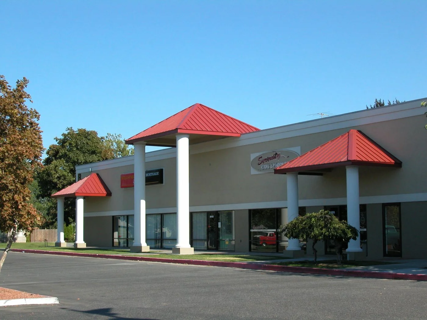 Photo 1 of 3311 W Clearwater Ave, Kennewick, WA 99336