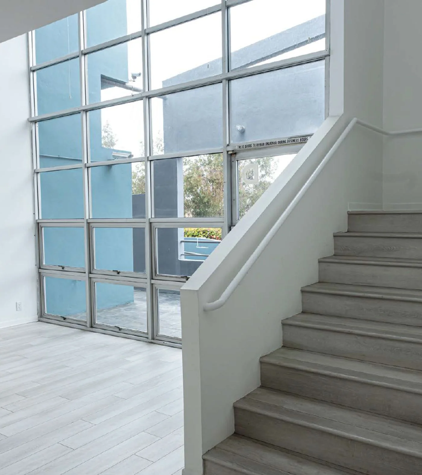 Photo-1 of 1750 14th St, Santa Monica, CA 90404