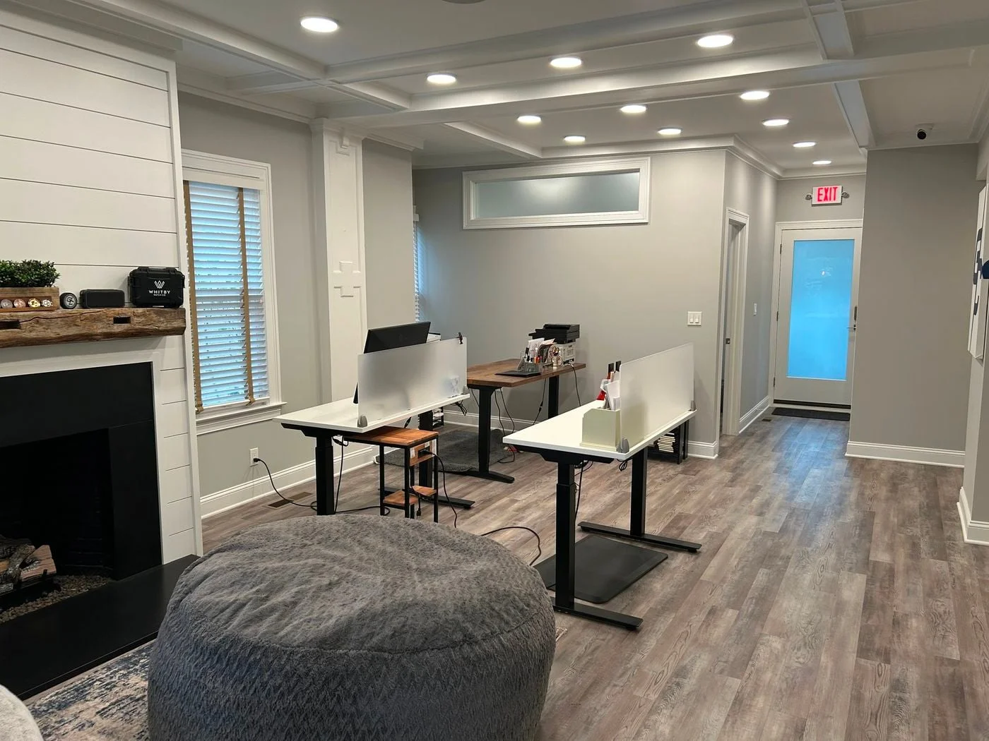 Photo 2 of 758 Farmington Avenue, West Hartford, CT 06119