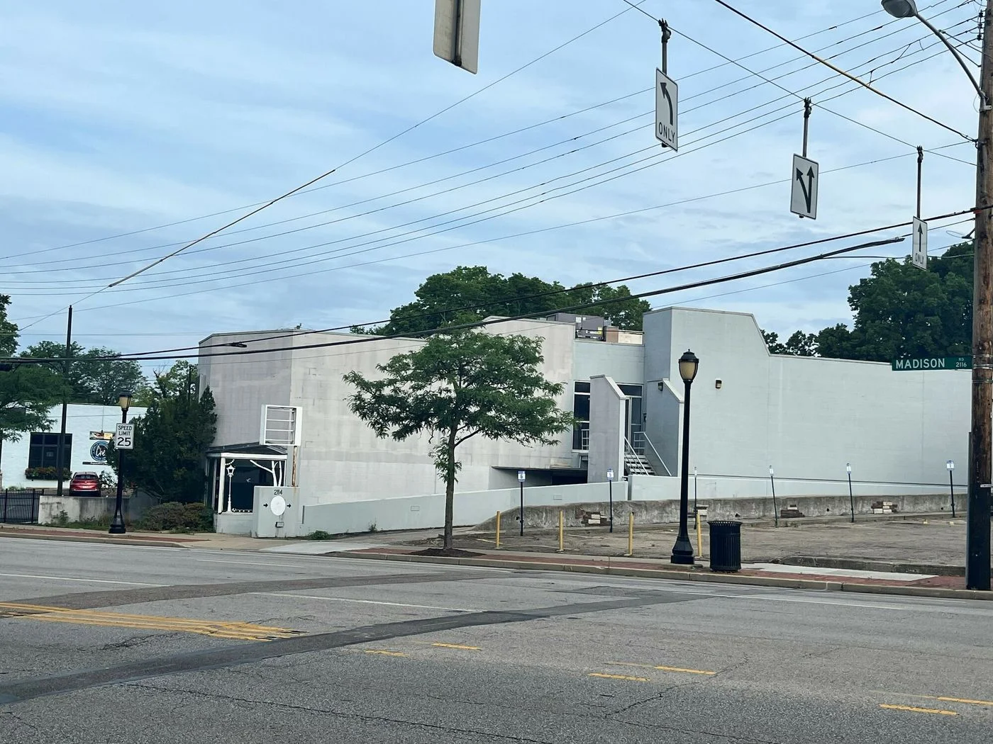 Photo 2 of 2112 Madison Road, Cincinnati, OH 45208