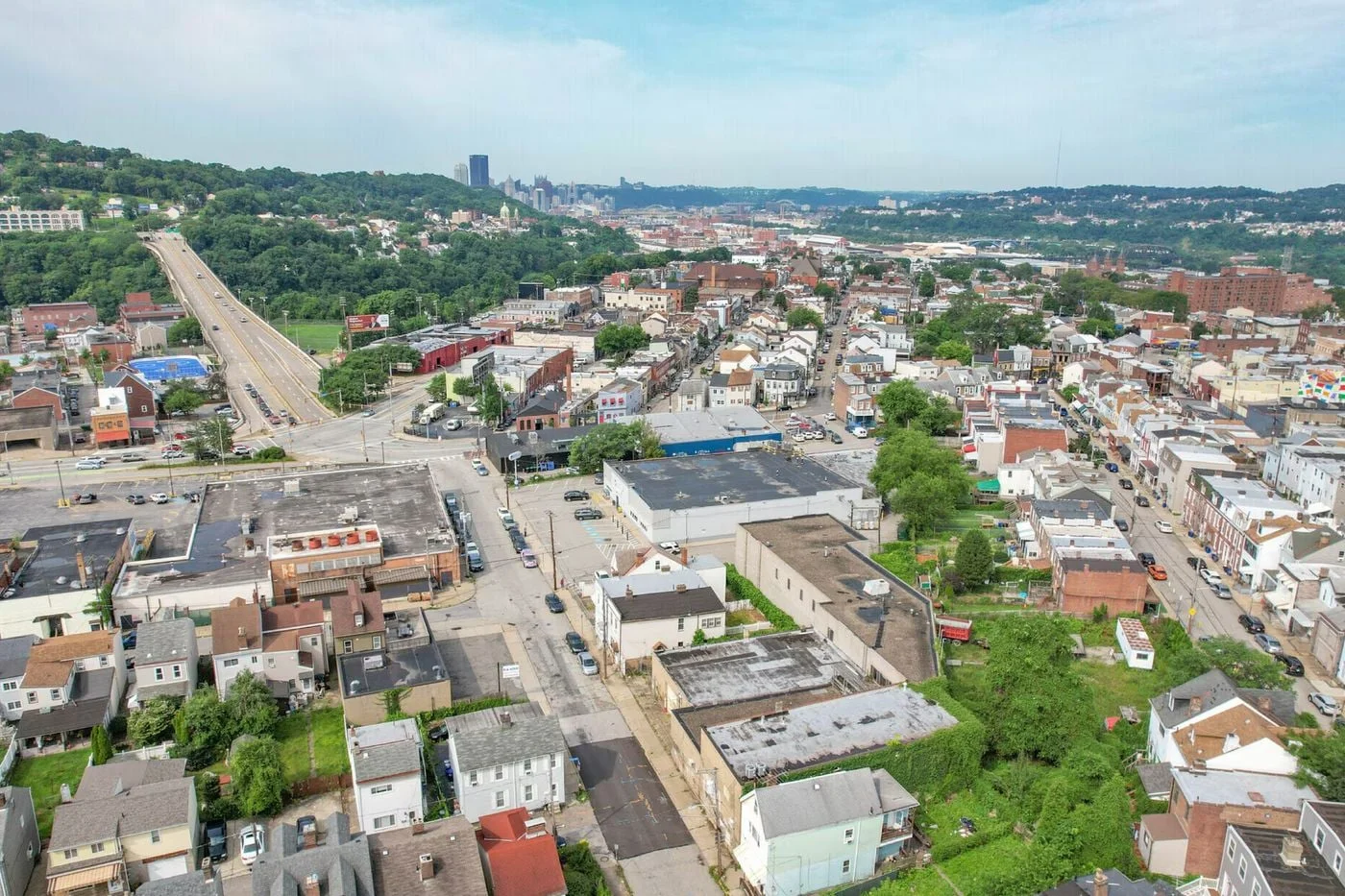 Photo 2 of 4433 Howley St, Pittsburgh, PA 15224