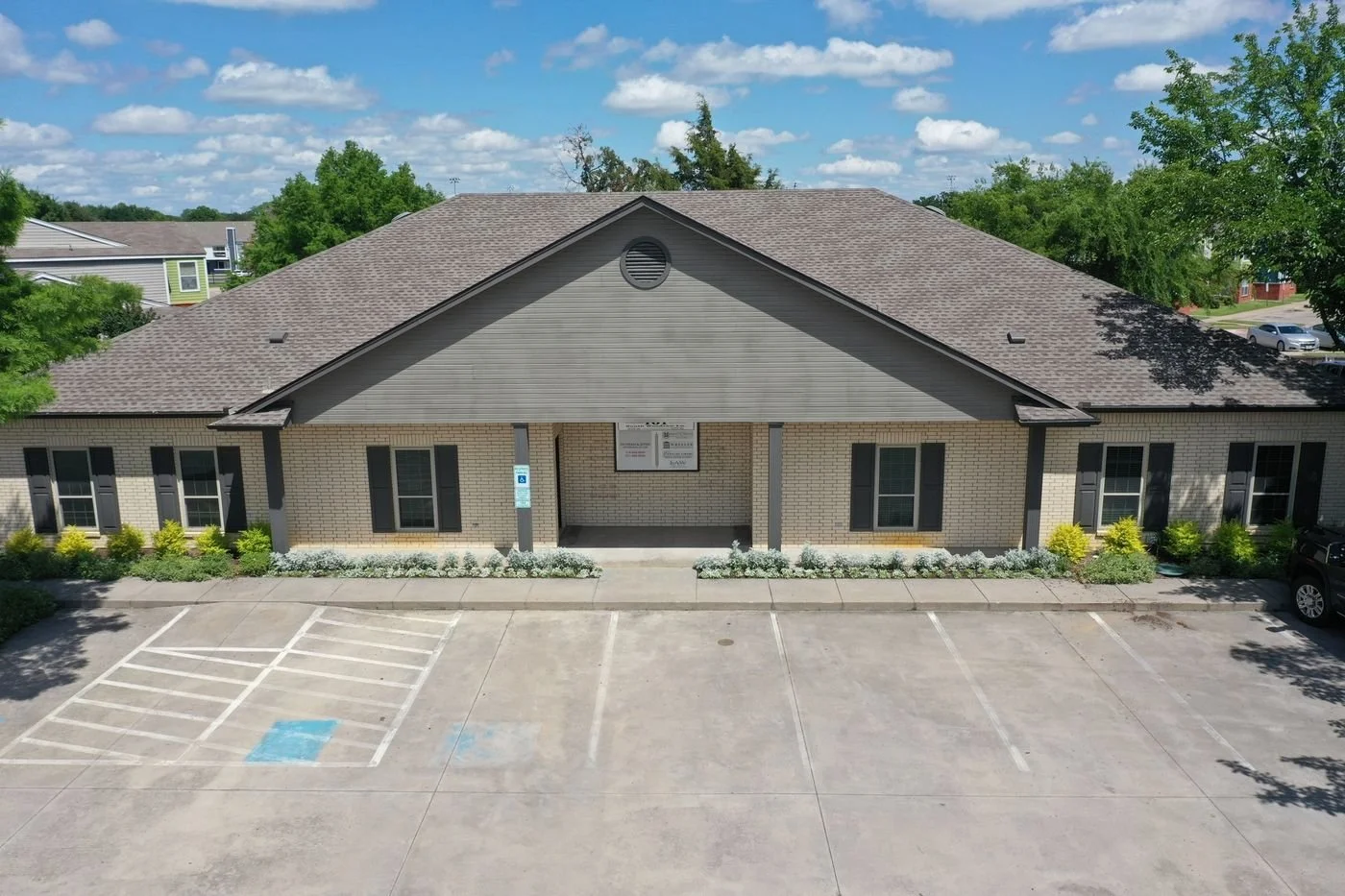 Photo-1 of 101 S Woodrow Ln, Denton, TX 76205