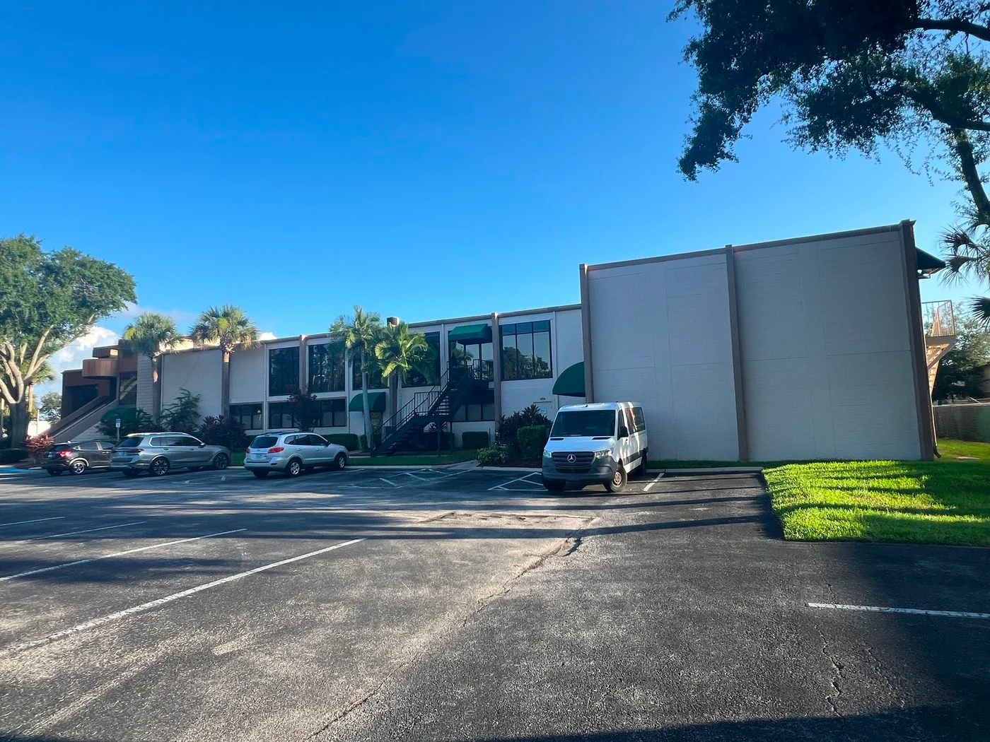 Photo 3 of 7815 N Dale Mabry Hwy, Tampa, FL 33614