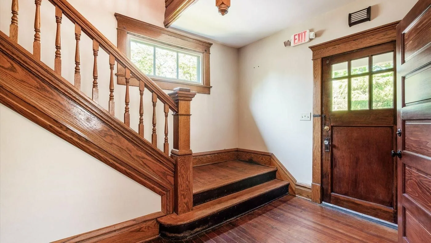 Photo 2 of 124 S Pearl St, Granville, OH 43023