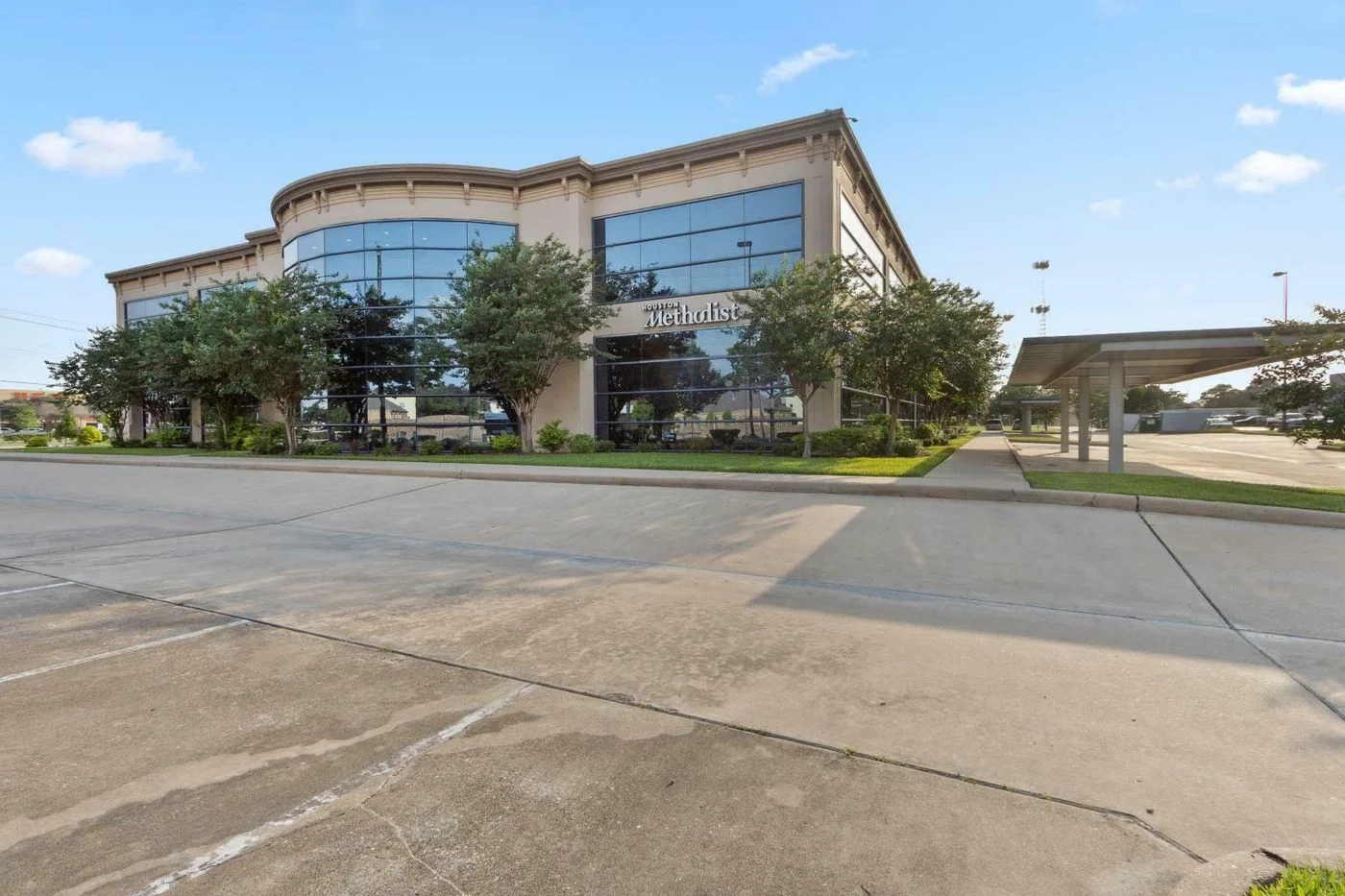 Photo-2 of 6243 Fairmont Pkwy, Pasadena, TX 77505