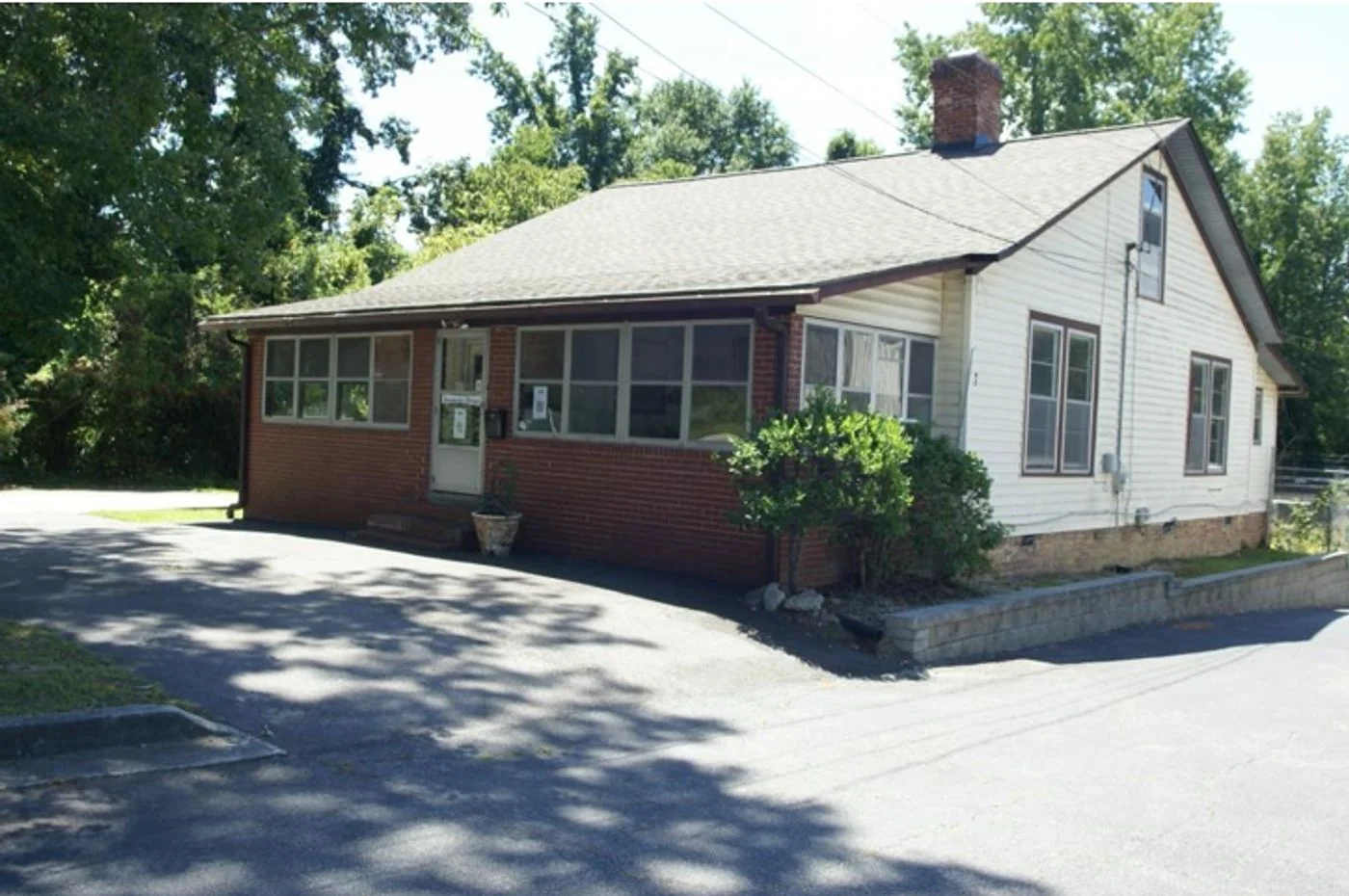 Photo-1 of 6869 S Sweetwater Rd, Lithia Springs, GA 30122
