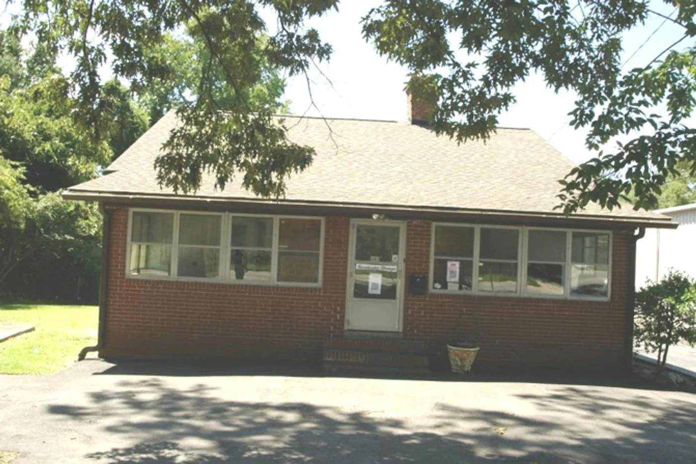 Photo-2 of 6869 S Sweetwater Rd, Lithia Springs, GA 30122