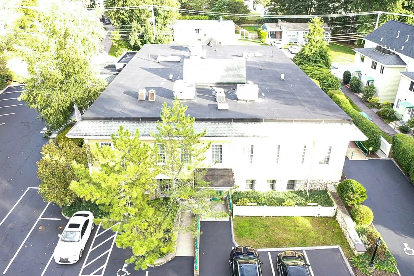 Photo 1 of 294 Pleasant St, Stoughton, MA 02072