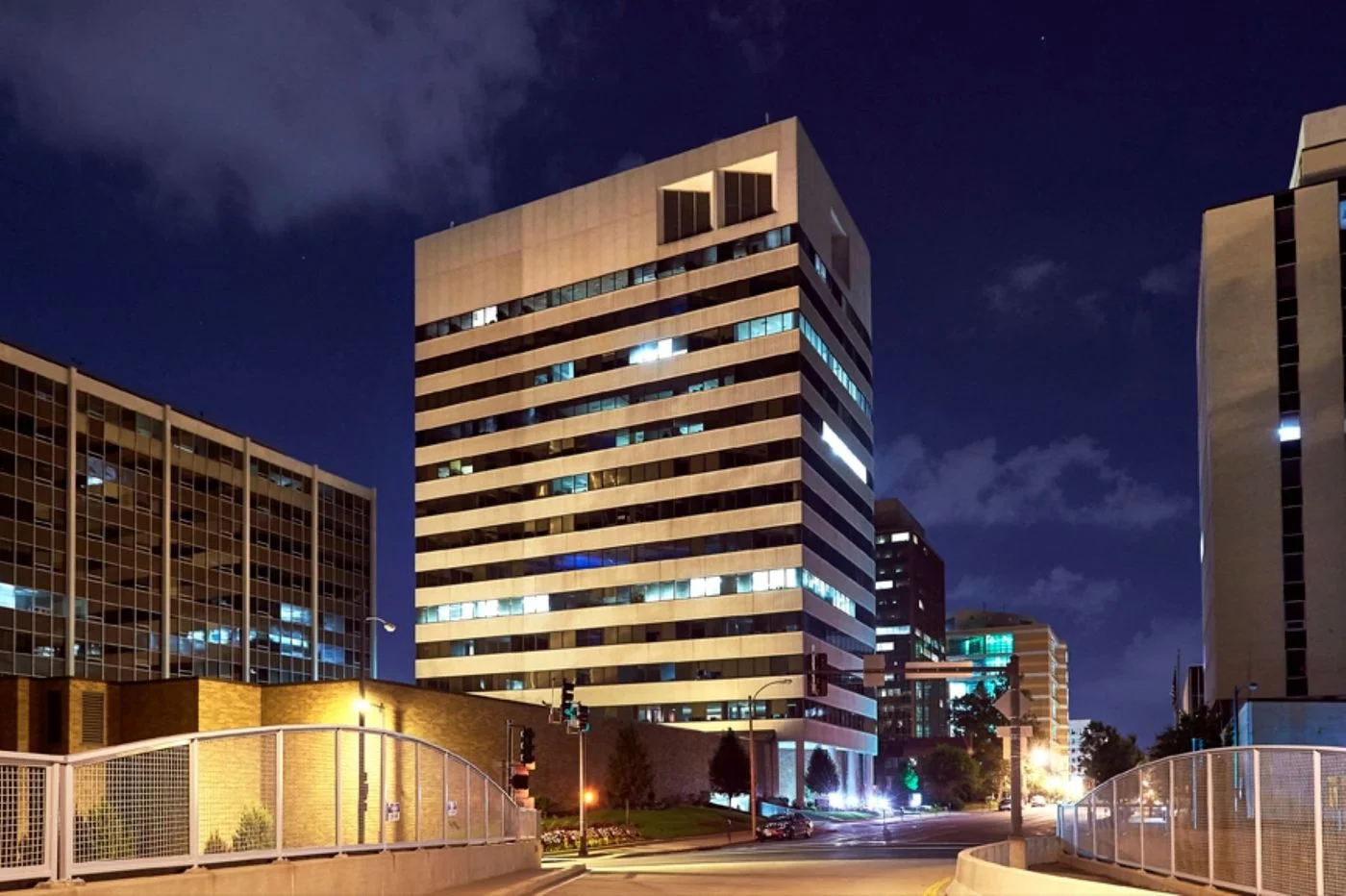 Photo 1 of 231 S Bemiston Avenue Suite 800, Clayton, MO 63105