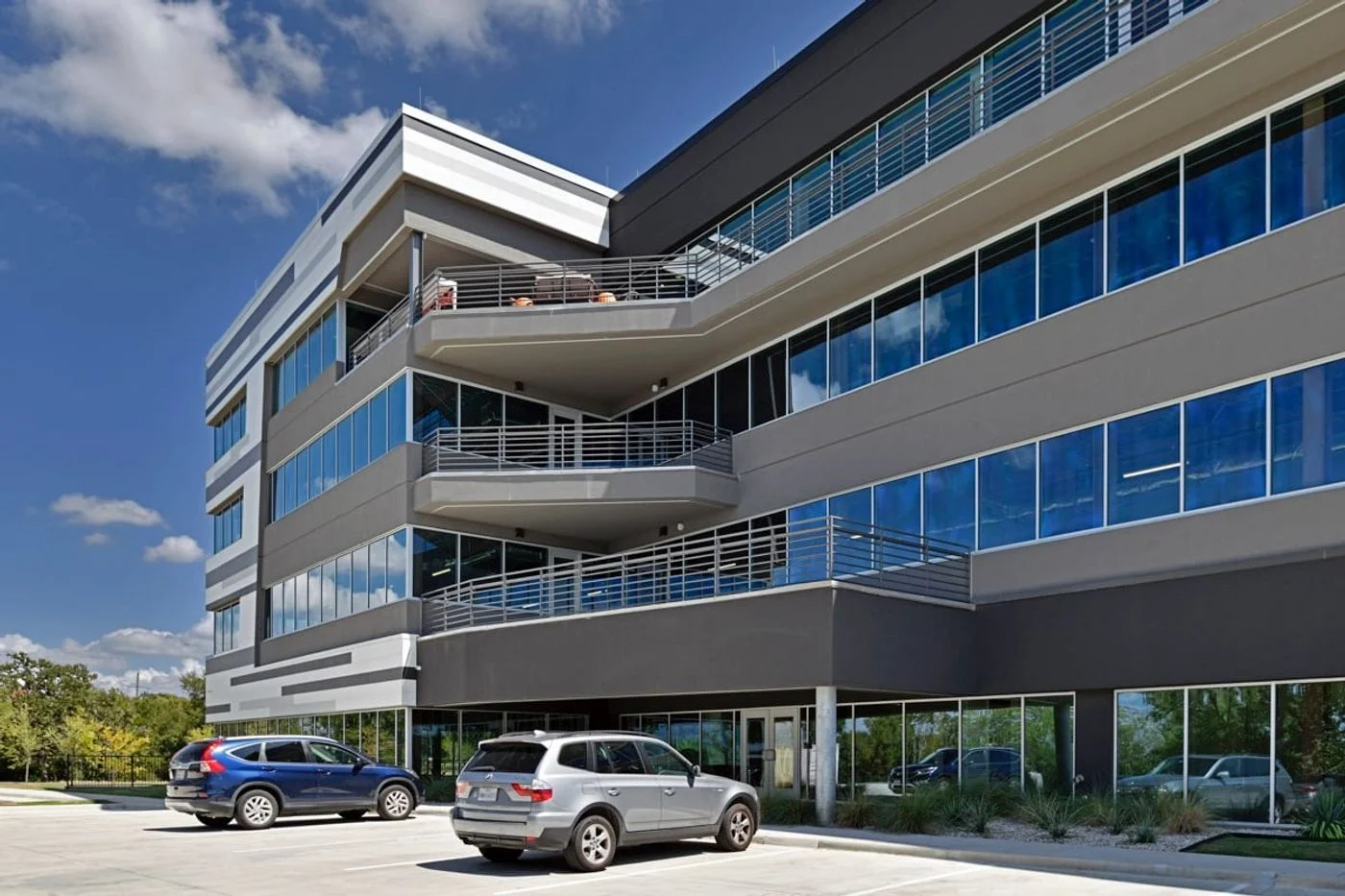 Photo 2 of 2451 West Grapevine Mills Circle, Grapevine, TX 76051