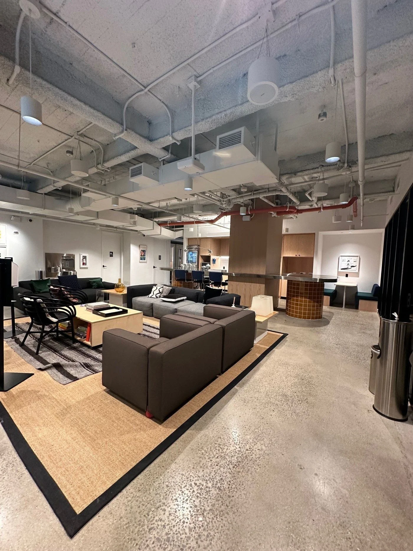 Photo 3 of 880 3rd Avenue 5th floor, New York City, NY 10022