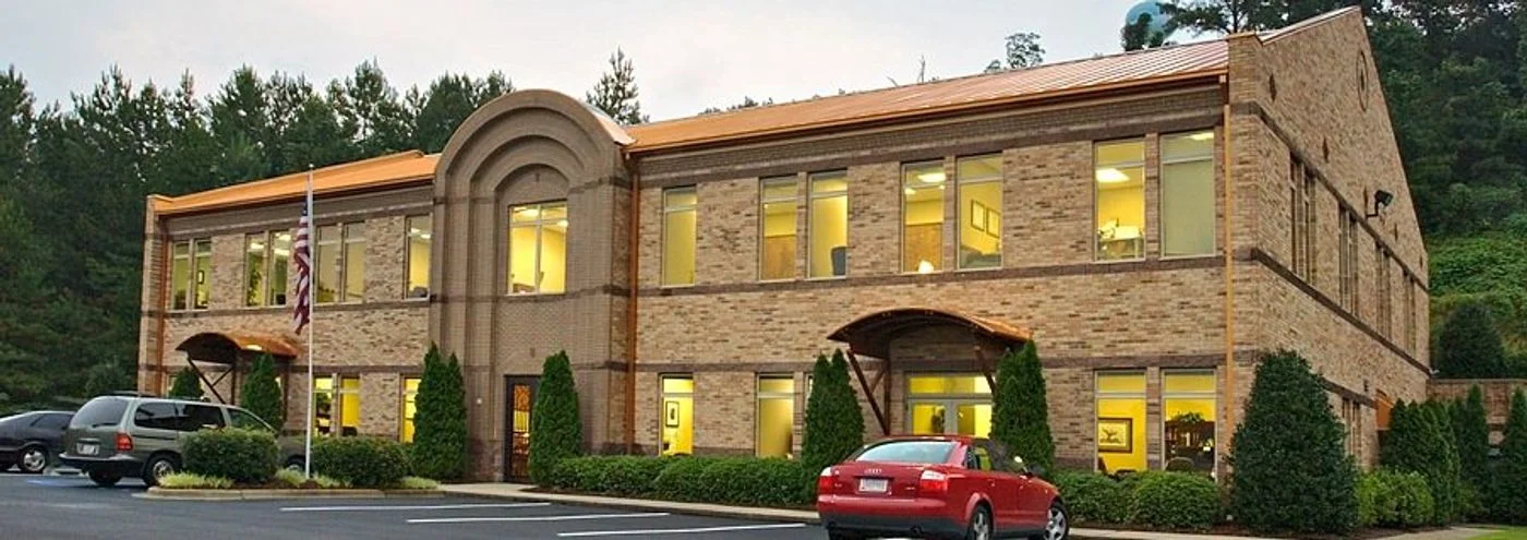 Photo-1 of 4000 Eagle Point Corporate Drive Eagle Point Office Park, Birmingham, AL 35242