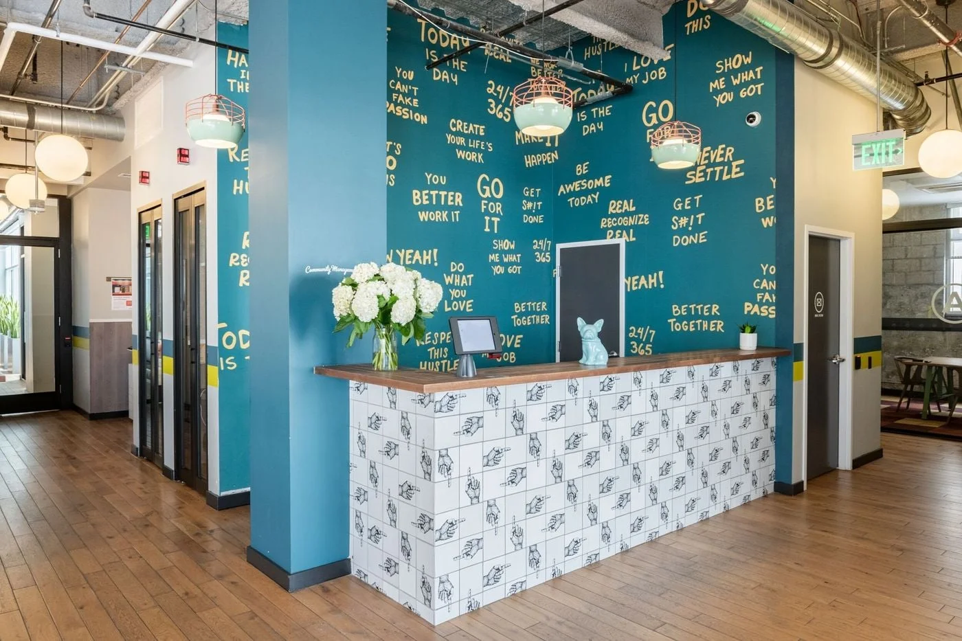 Photo 2 of 312 Arizona Avenue, Santa Monica, CA 90401