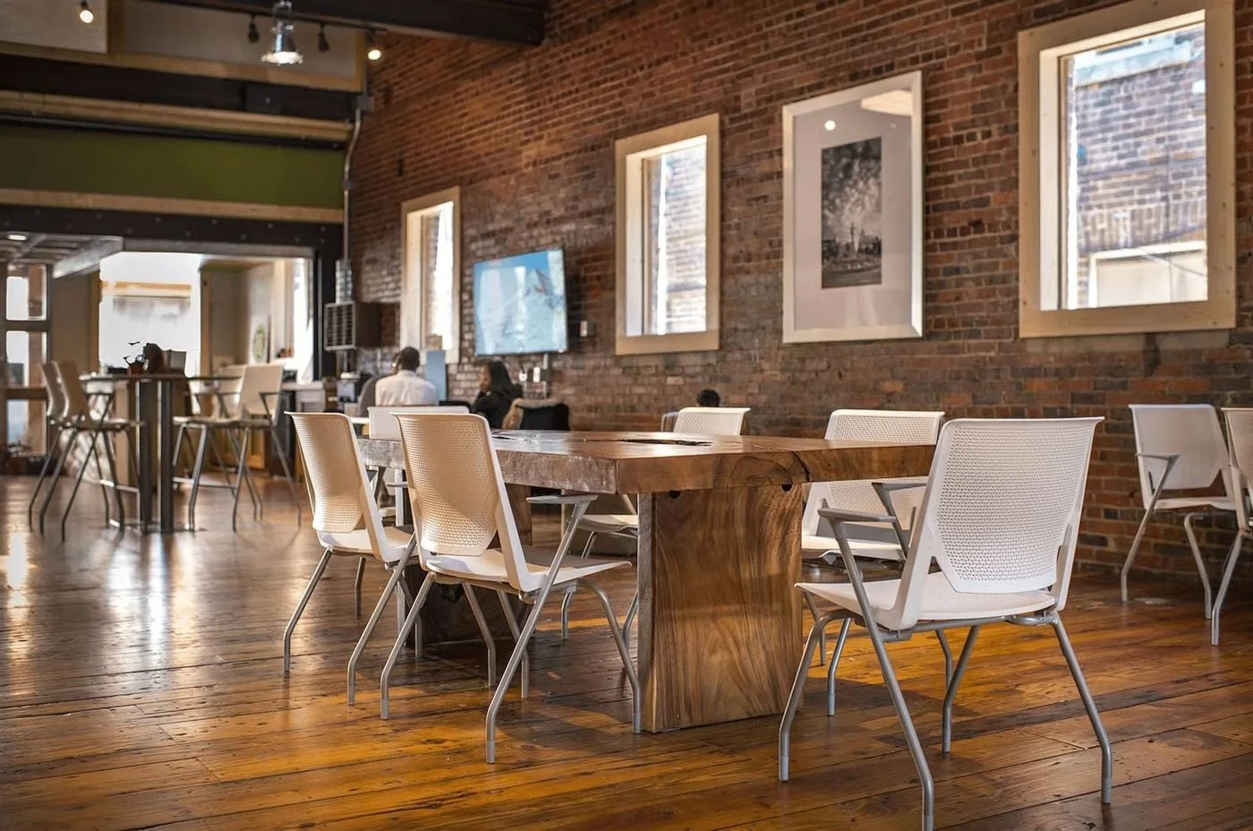 Photo 1 of 111 W Lewis St, Greensboro, GA 27406