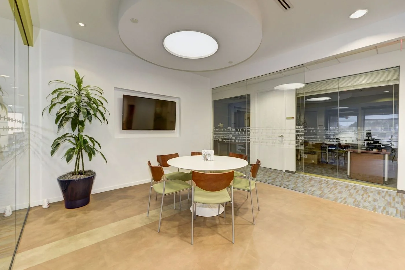 Photo 3 of 1765 Duke Street, Alexandria, VA 22314