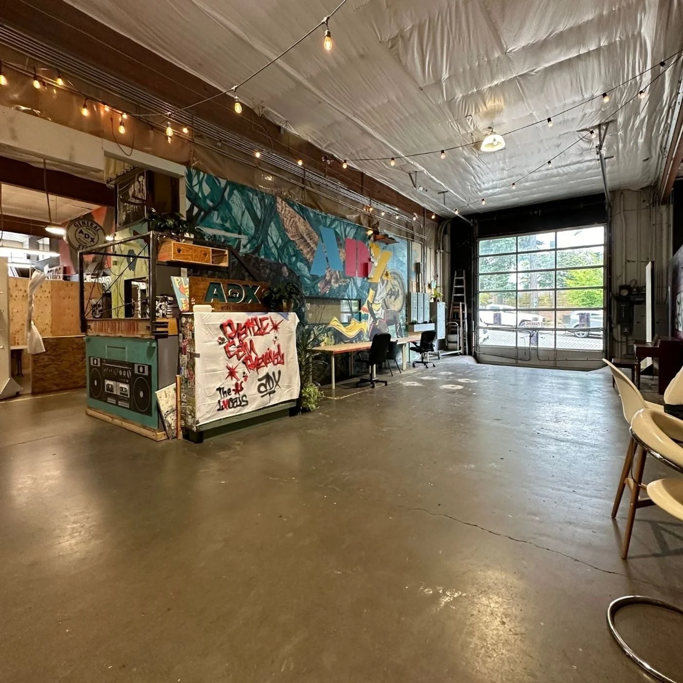 Photo 1 of 417 SE 11th Avenue, Portland, OR 97214