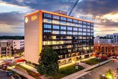 Photo of 1515 Mockingbird Lane Suite 400