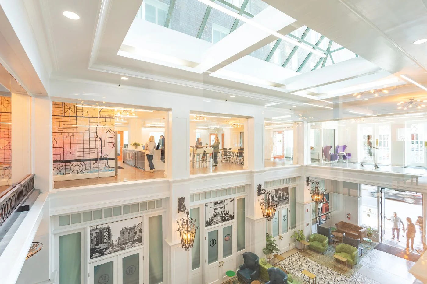 Photo 2 of 37 North Orange Avenue, Orlando, FL 32801