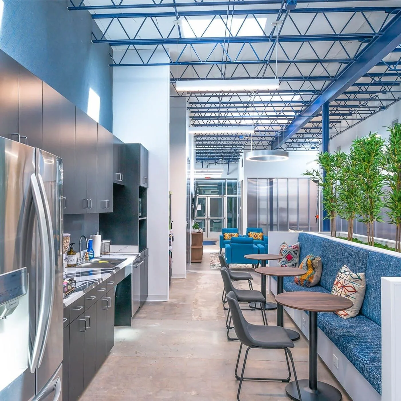 Photo 2 of 8215 Long Point Road, Houston, TX 77055