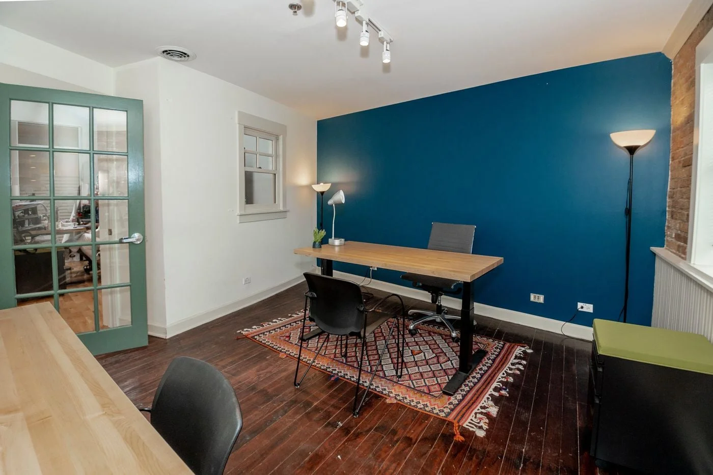 Photo 2 of 805 Greenwood Street, Evanston, IL 60201