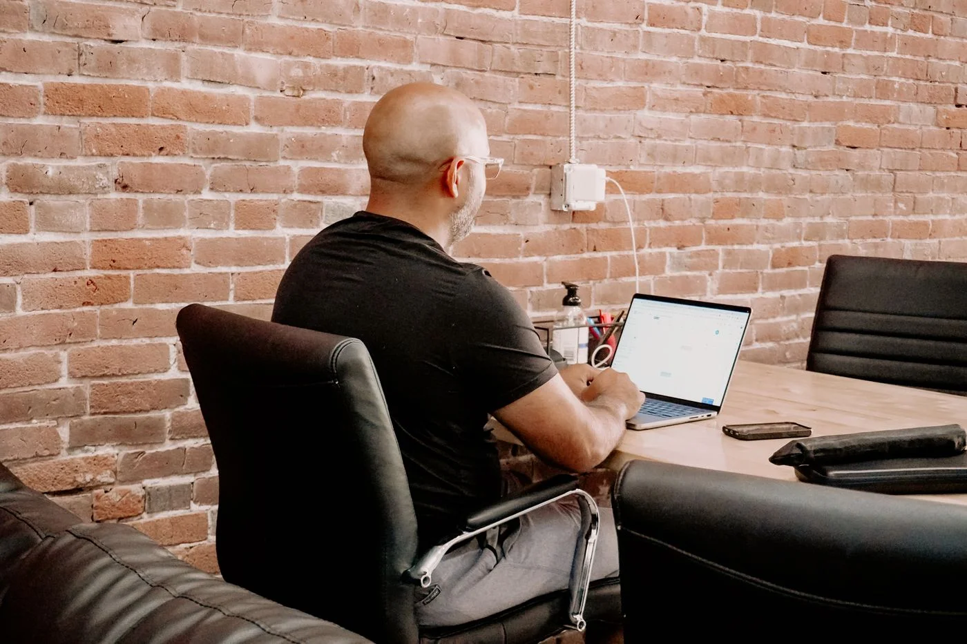 Photo 2 of 216 Commercial Street North East, Salem, OR, OR 97301