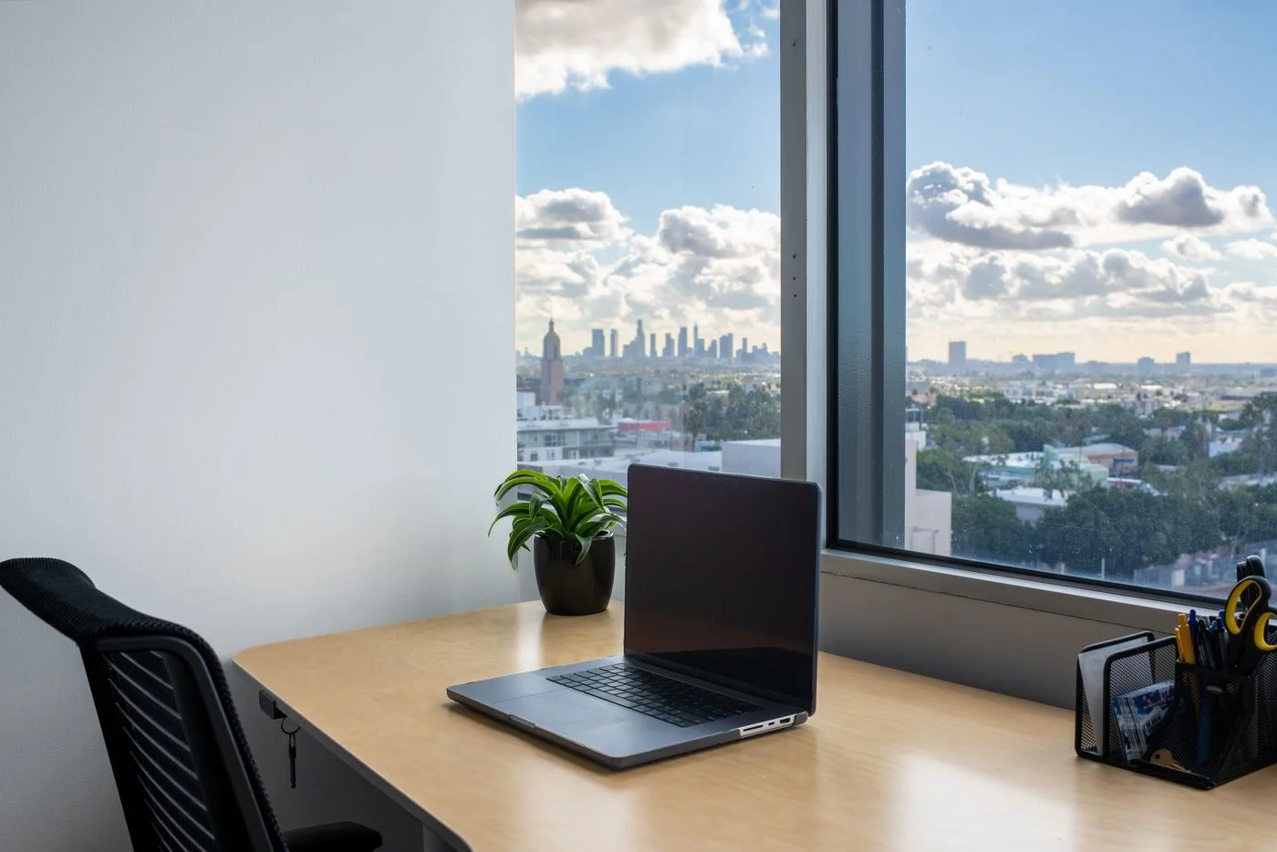 Photo 2 of 6922 Hollywood Boulevard 7th Floor, Los Angeles, CA 90028