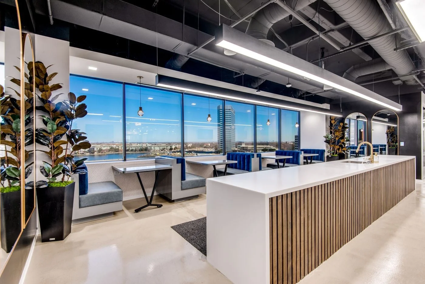 Photo 3 of 511 East John Carpenter Freeway Suite 500, Irving, TX 75062