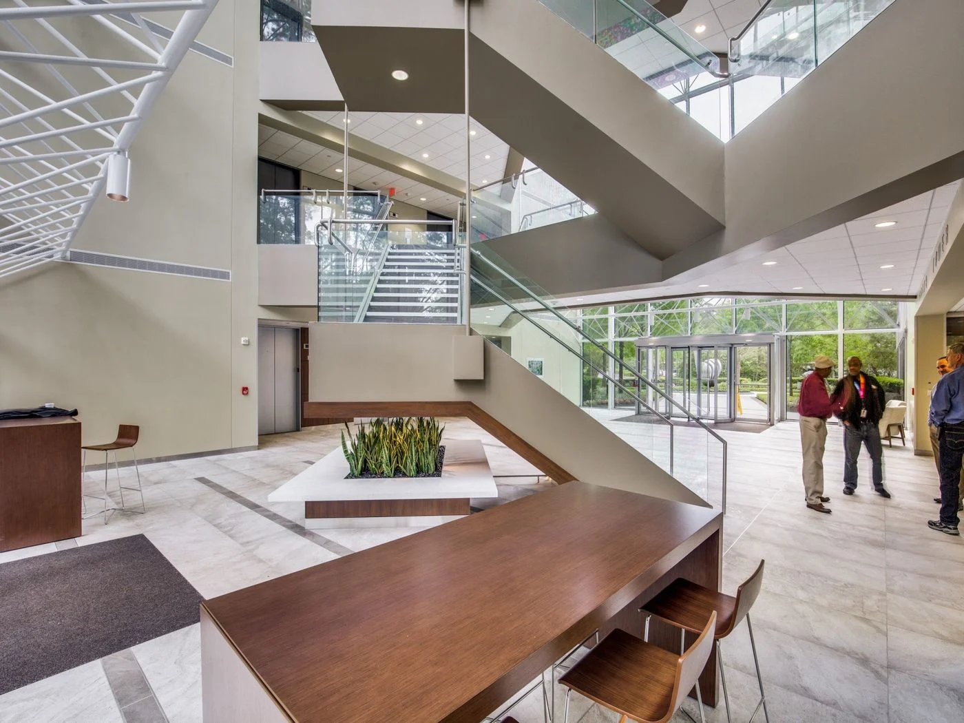 Photo 3 of 2001 Timberloch Place Suite 500, The Woodlands, TX 77380