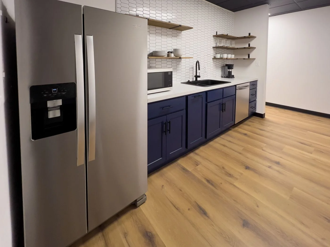 Photo 3 of 7510 East 82nd Street, Indianapolis, IN 46256