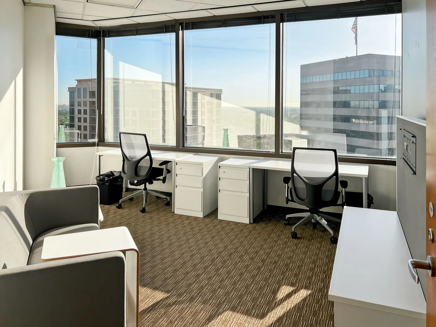 Photo 2 of 777 S Post Oak Lane Suite 1700, Houston, TX 77056