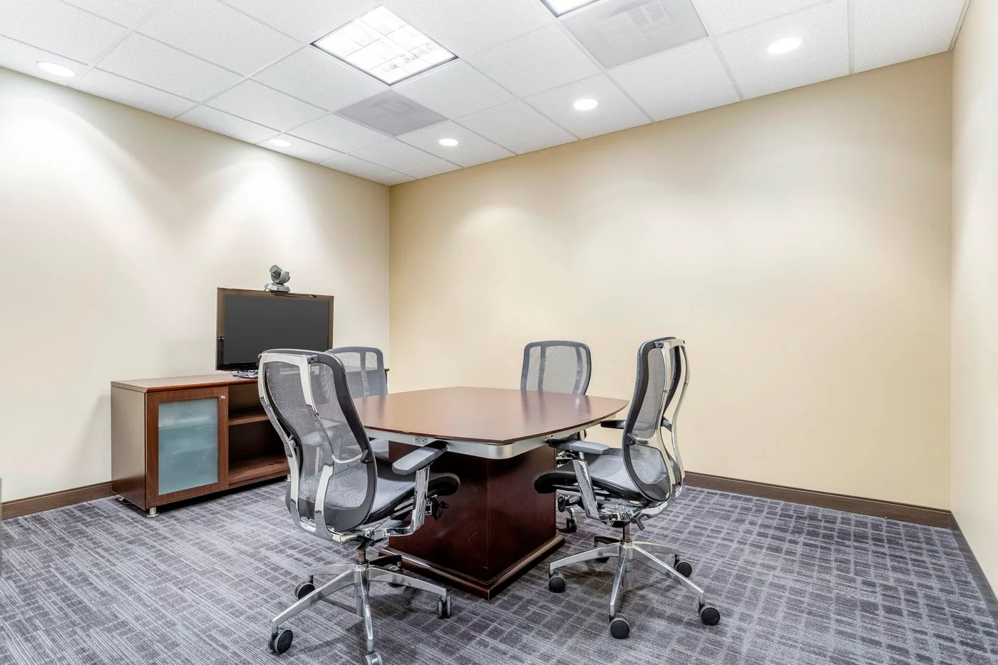 Photo 2 of 1201 NW Briarcliff Parkway 2nd Floor, Kansas City, KS 64116