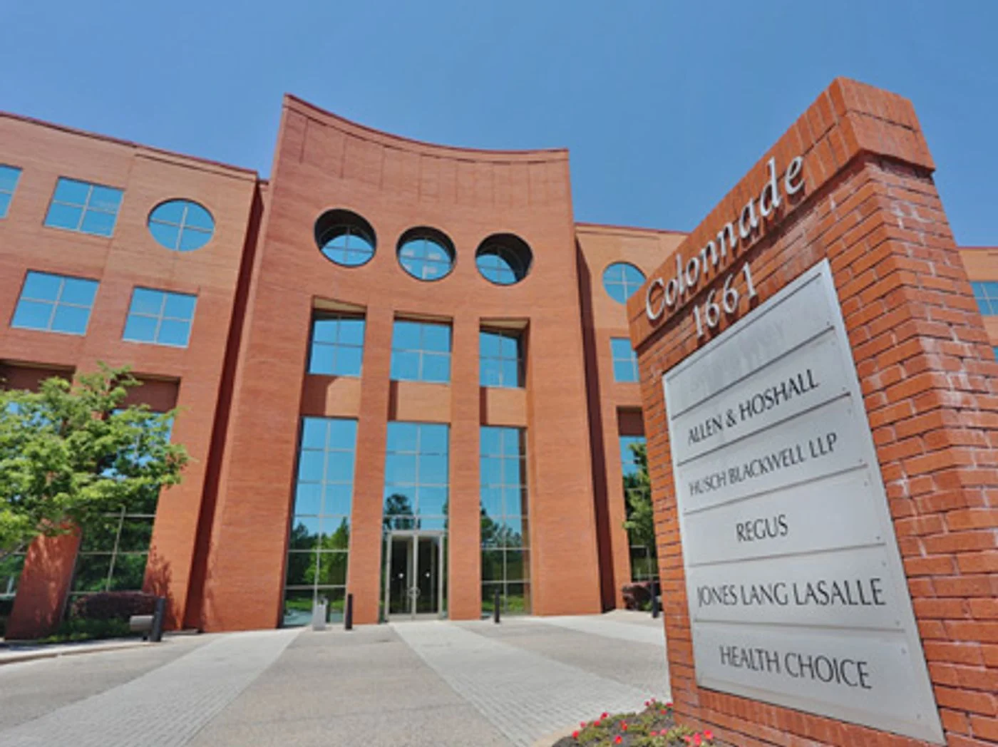 Photo 3 of 1661 International Drive Suite 400, Memphis, TN 38120