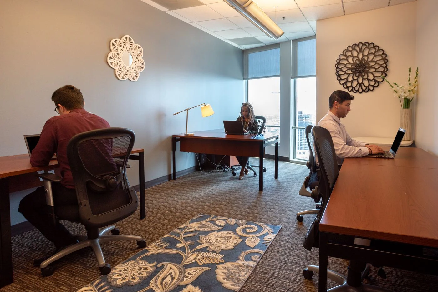 Photo 2 of 633 West Fifth Street 26th and 28th Floors, Los Angeles, CA 90071