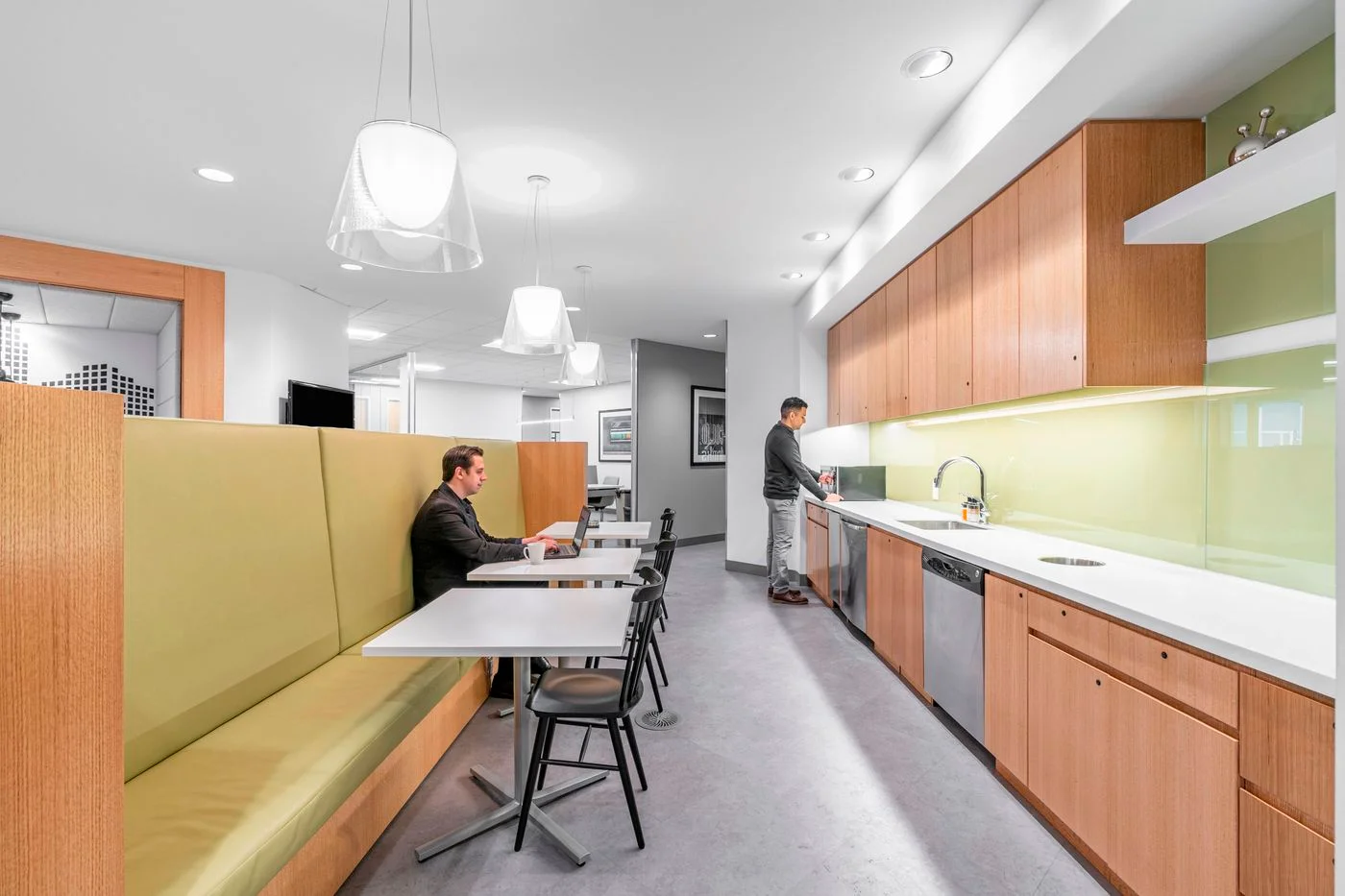 Photo-3 of 10 N. Martingale Road Suite 400, Schaumburg, IL 60173