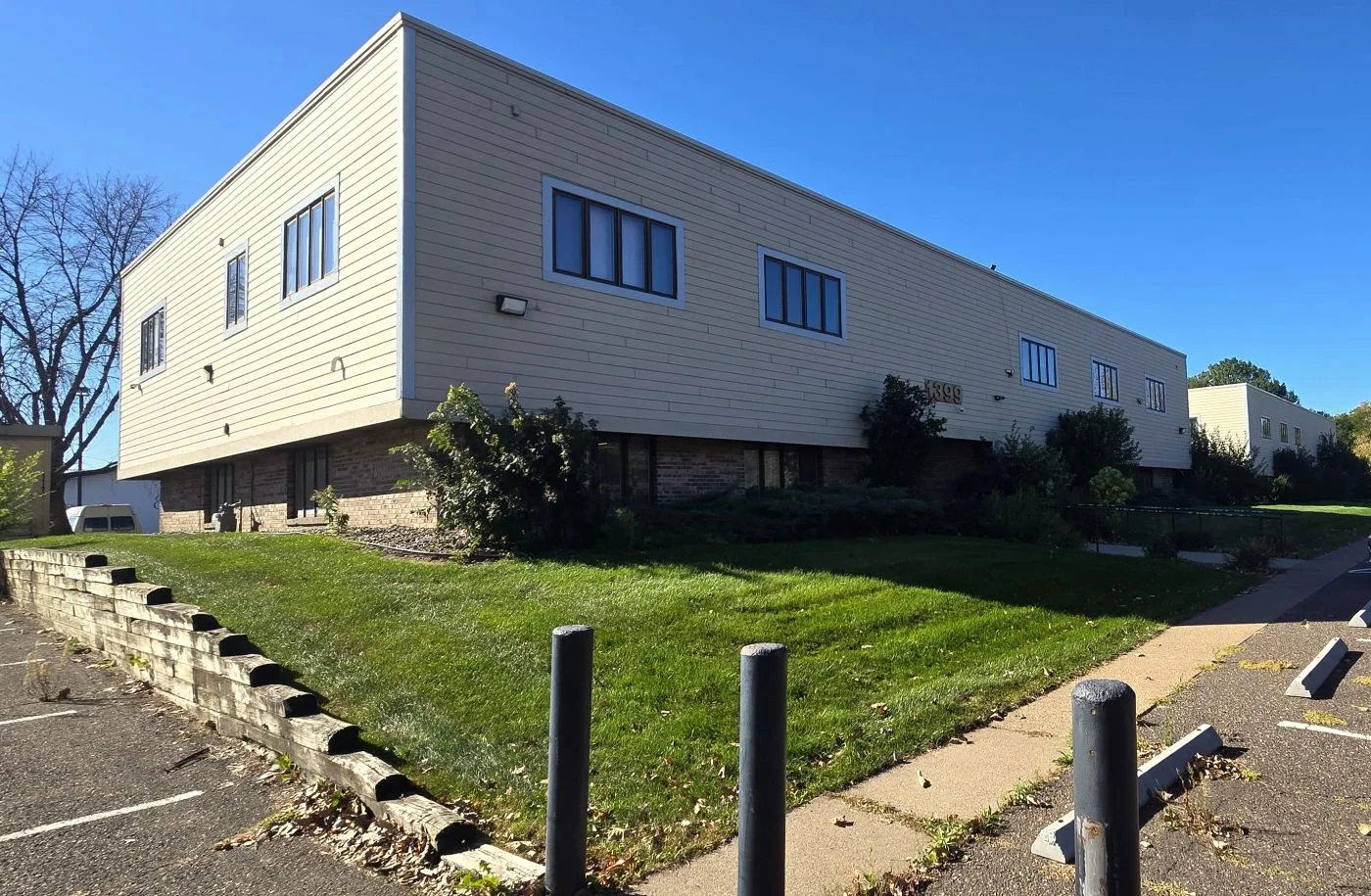 Photo 2 of 1399 Geneva Ave N, Saint Paul, MN 55128