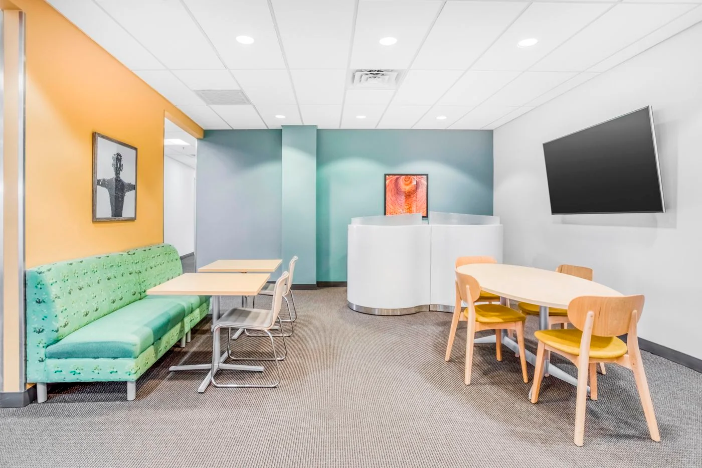 Photo 3 of 2850 W Horizon Ridge Parkway Suite 200, Henderson, NV 89052