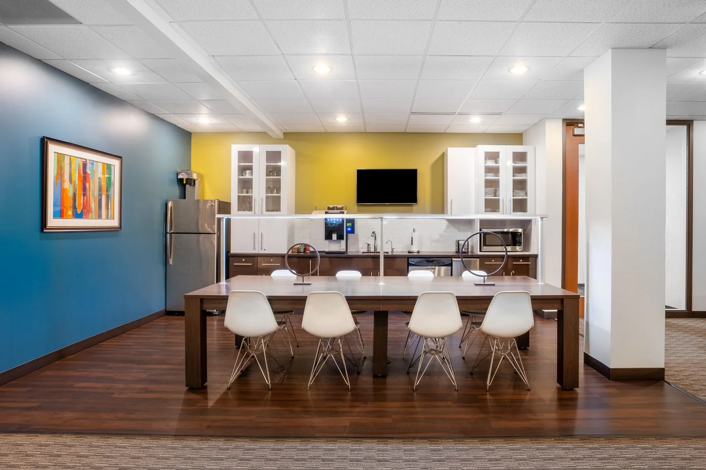 Photo 2 of N19W24400 Riverwood Drive Suite 350, Pewaukee, WI 53188