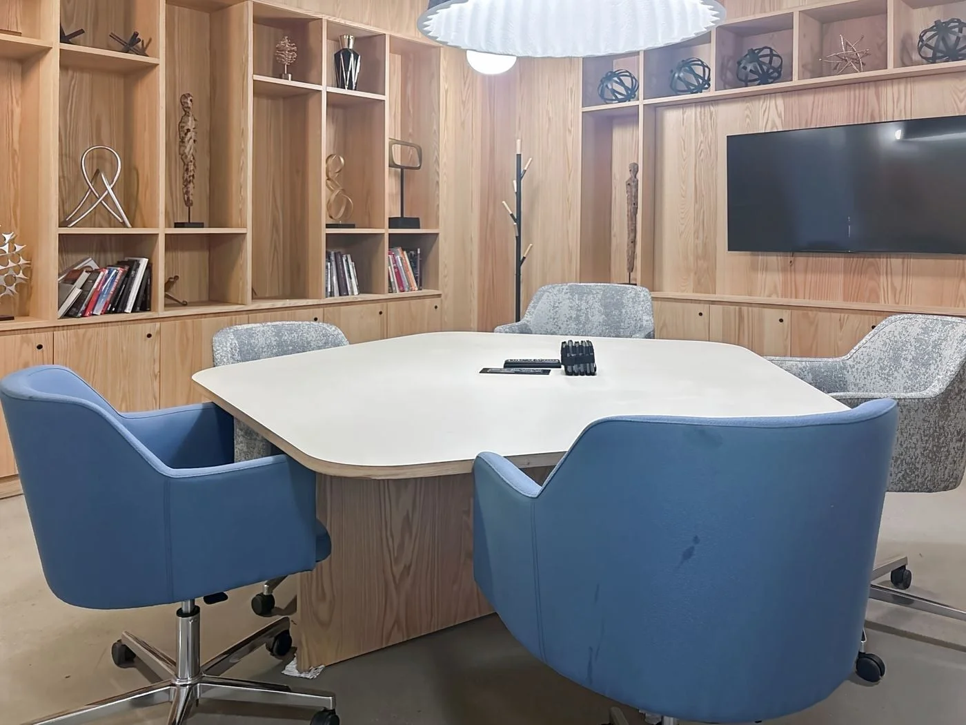 Photo 2 of 1435 Vine Street, Cincinnati, OH 45202