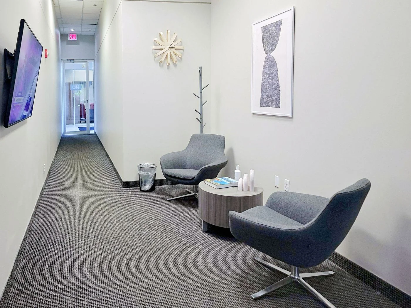 Photo 3 of 1301 South Bowen Road 1st Floor, Arlington, TX 76013