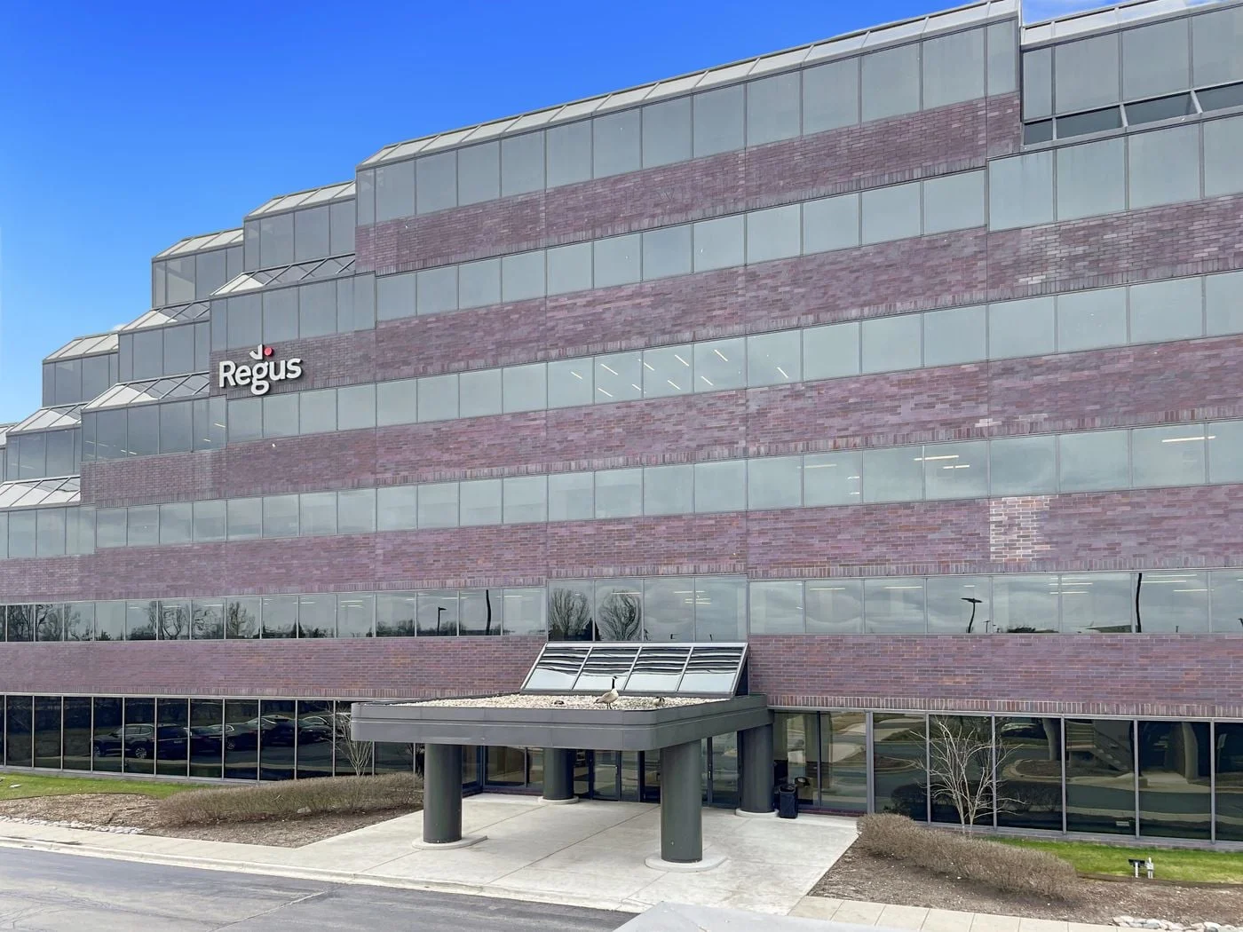 Photo 1 of 999 Oakmont Plaza Dr 5th Floor, Chicago, IL 60559