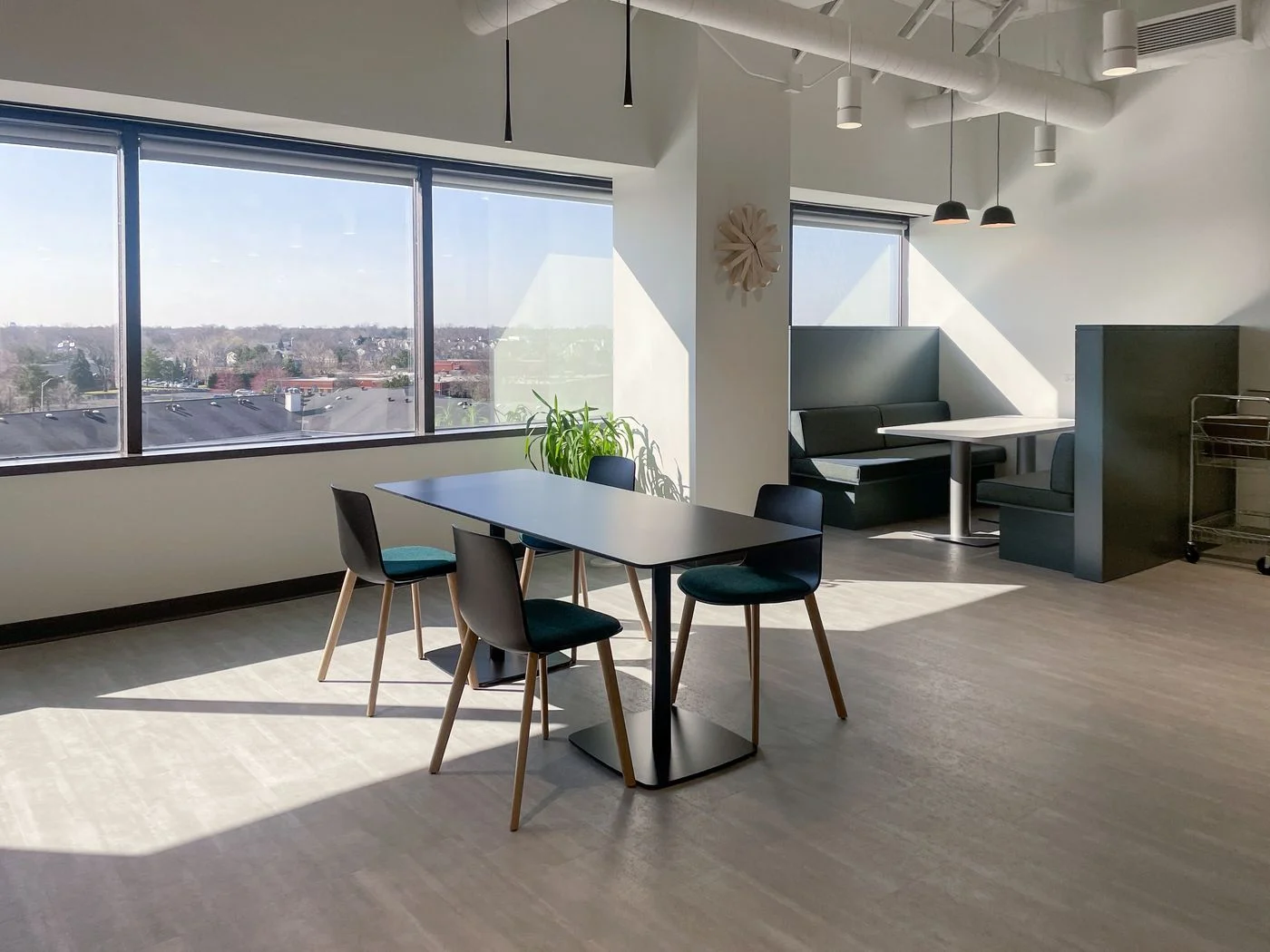 Photo 2 of 999 Oakmont Plaza Dr 5th Floor, Chicago, IL 60559