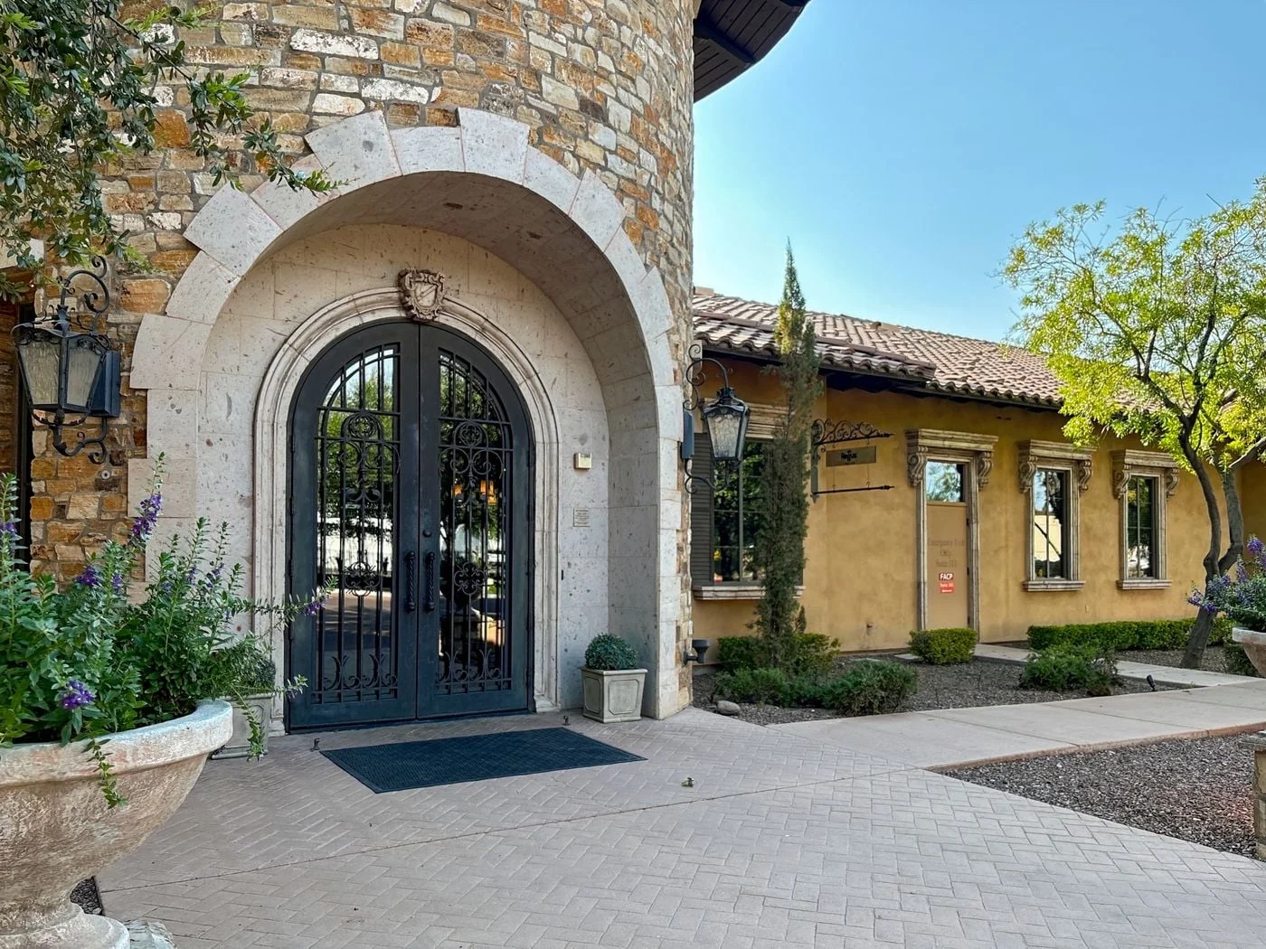 Photo 1 of 890 West Elliot Road 1st Floor, Gilbert, AZ 85233