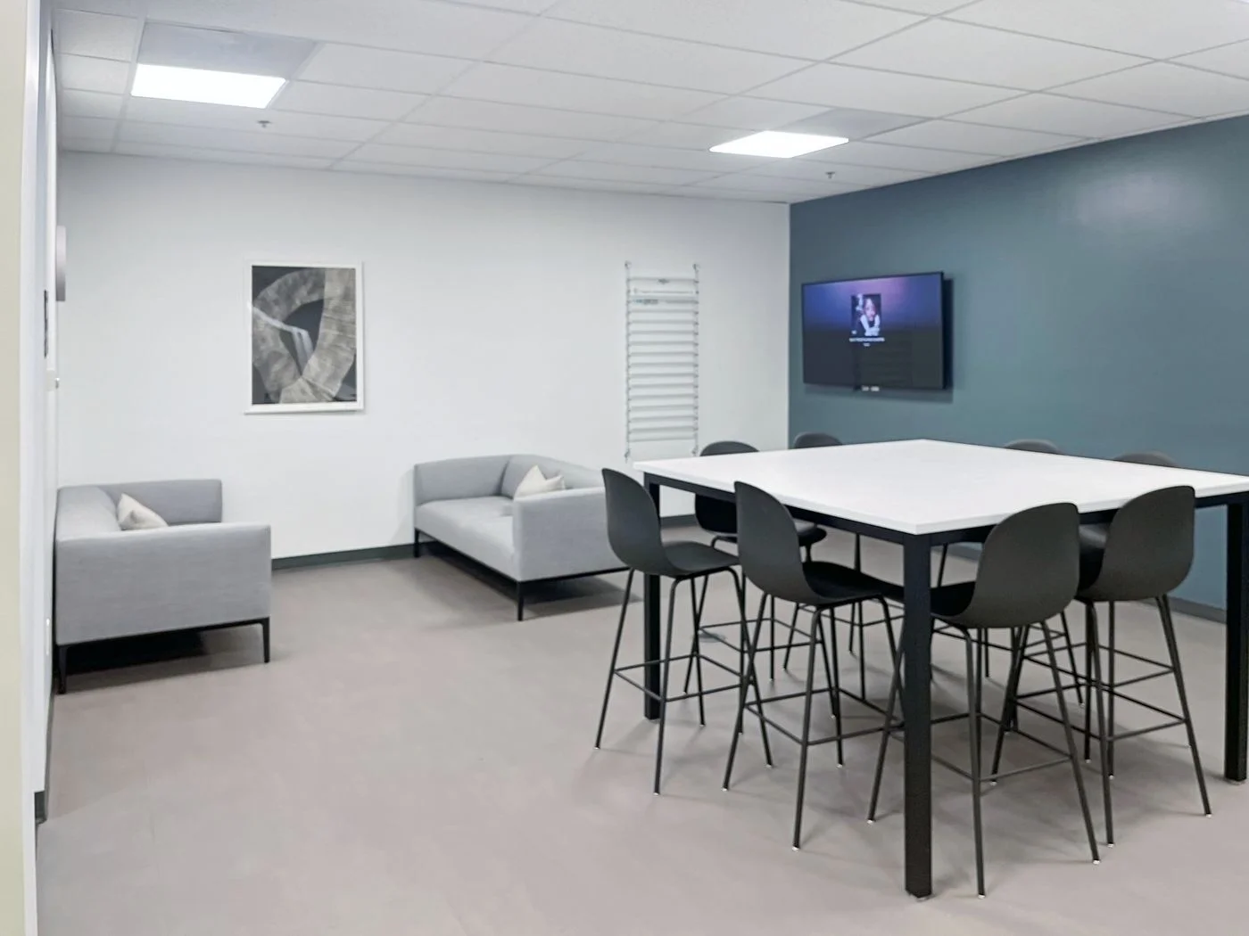 Photo 2 of 9 Centennial Drive, Peabody, MA 01960