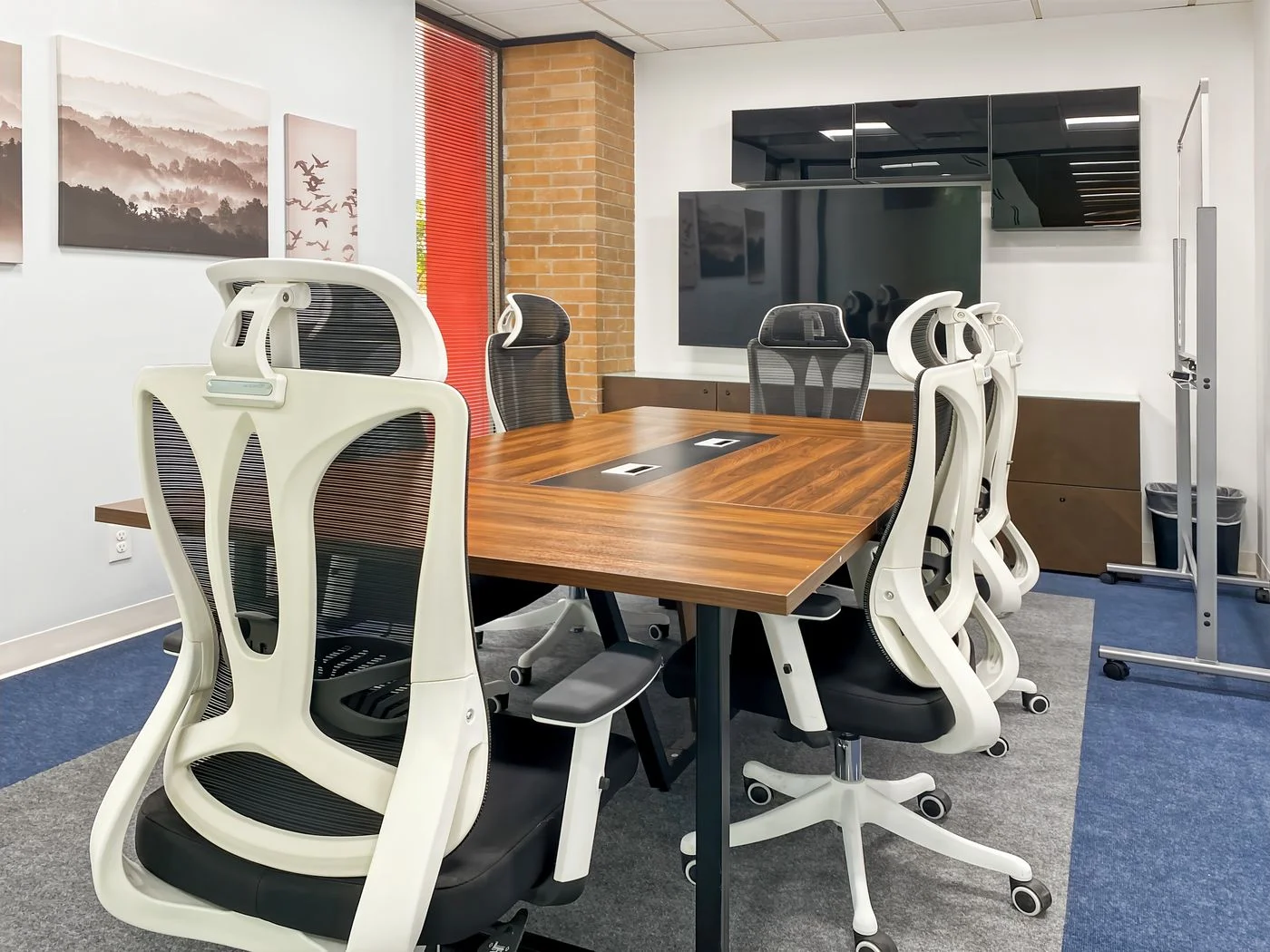 Photo 2 of 16510 Northchase Drive 1st & 2nd Floor, Houston, TX 77060